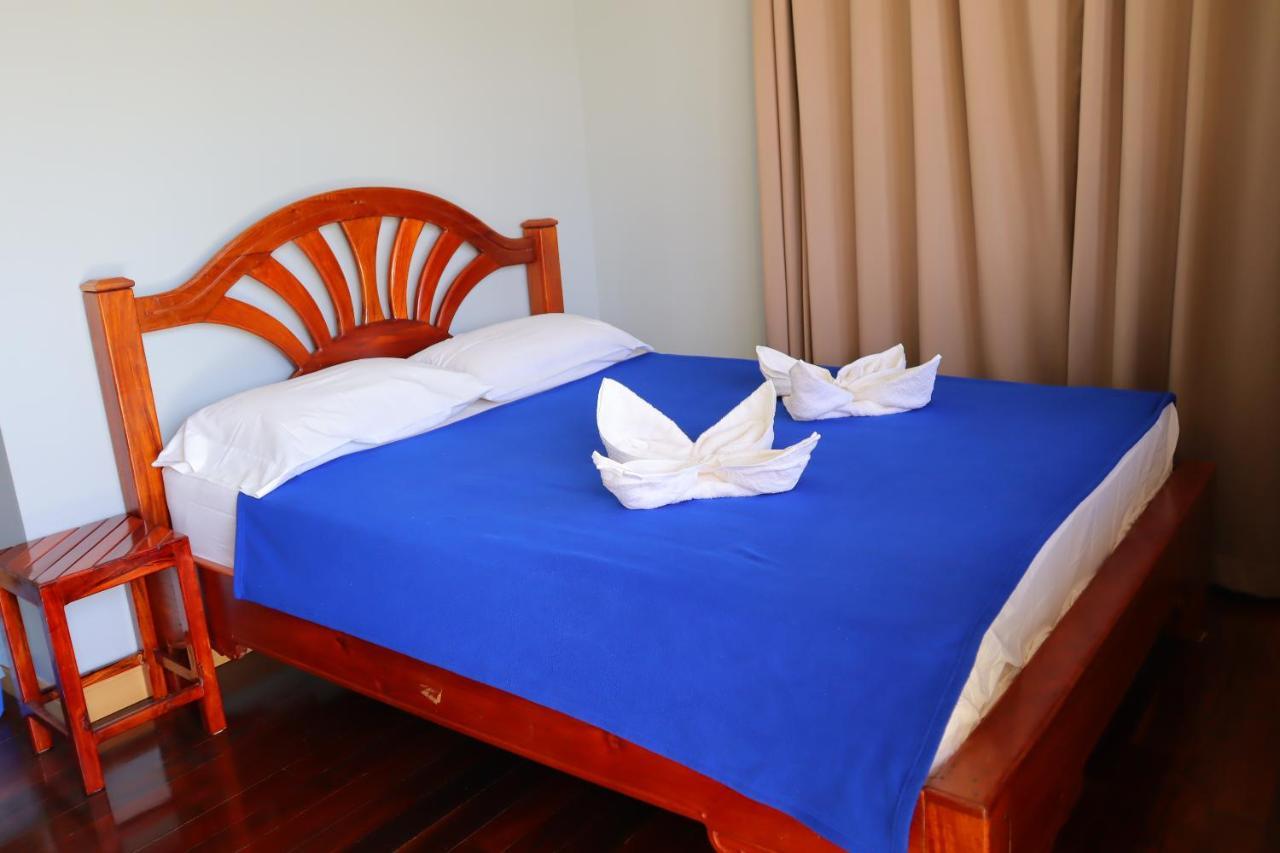 Ban Sulada Guest House Laem Ngop Zewnętrze zdjęcie