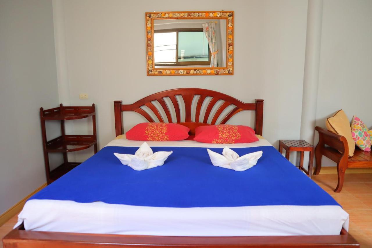 Ban Sulada Guest House Laem Ngop Zewnętrze zdjęcie