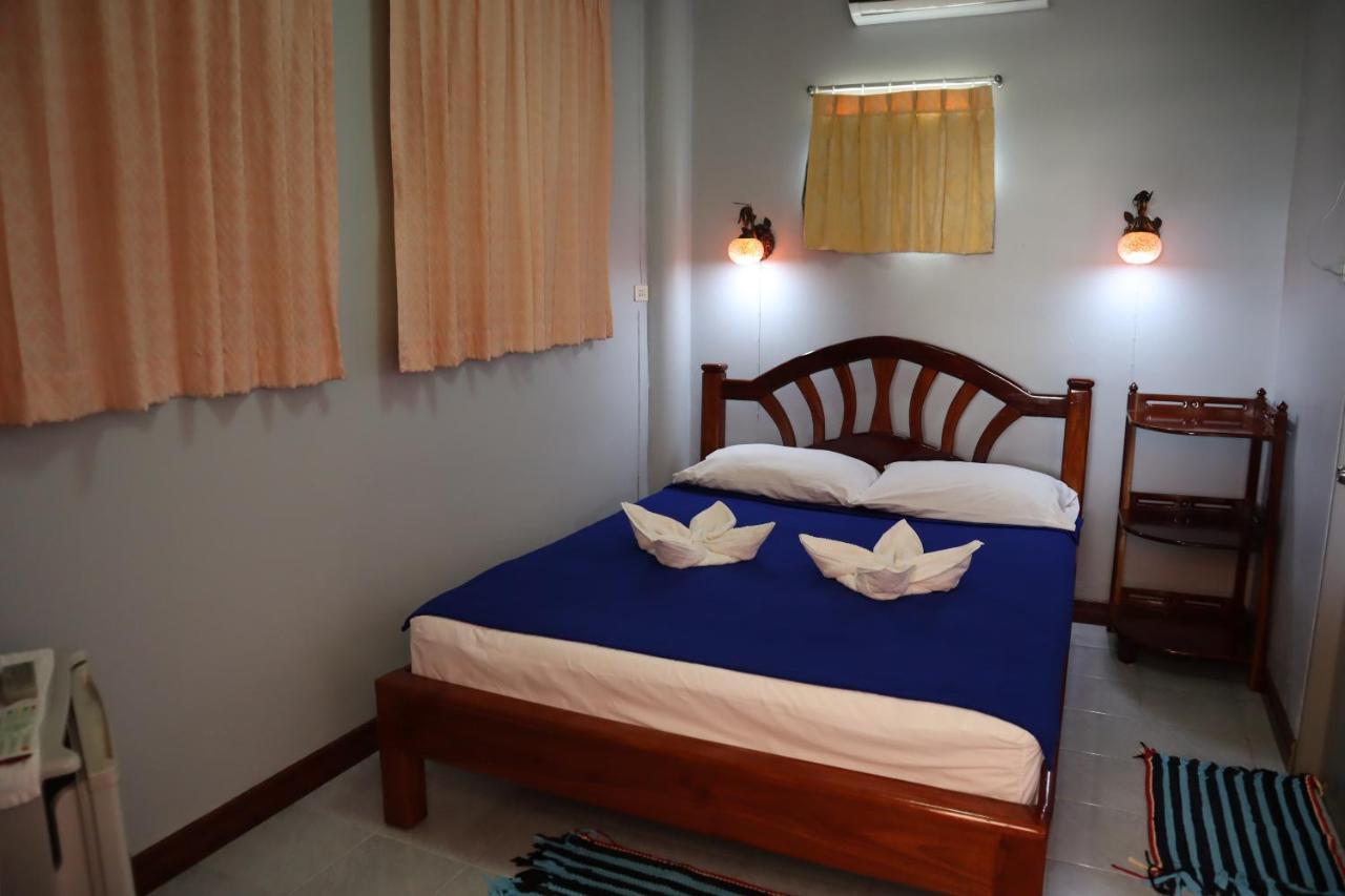 Ban Sulada Guest House Laem Ngop Zewnętrze zdjęcie
