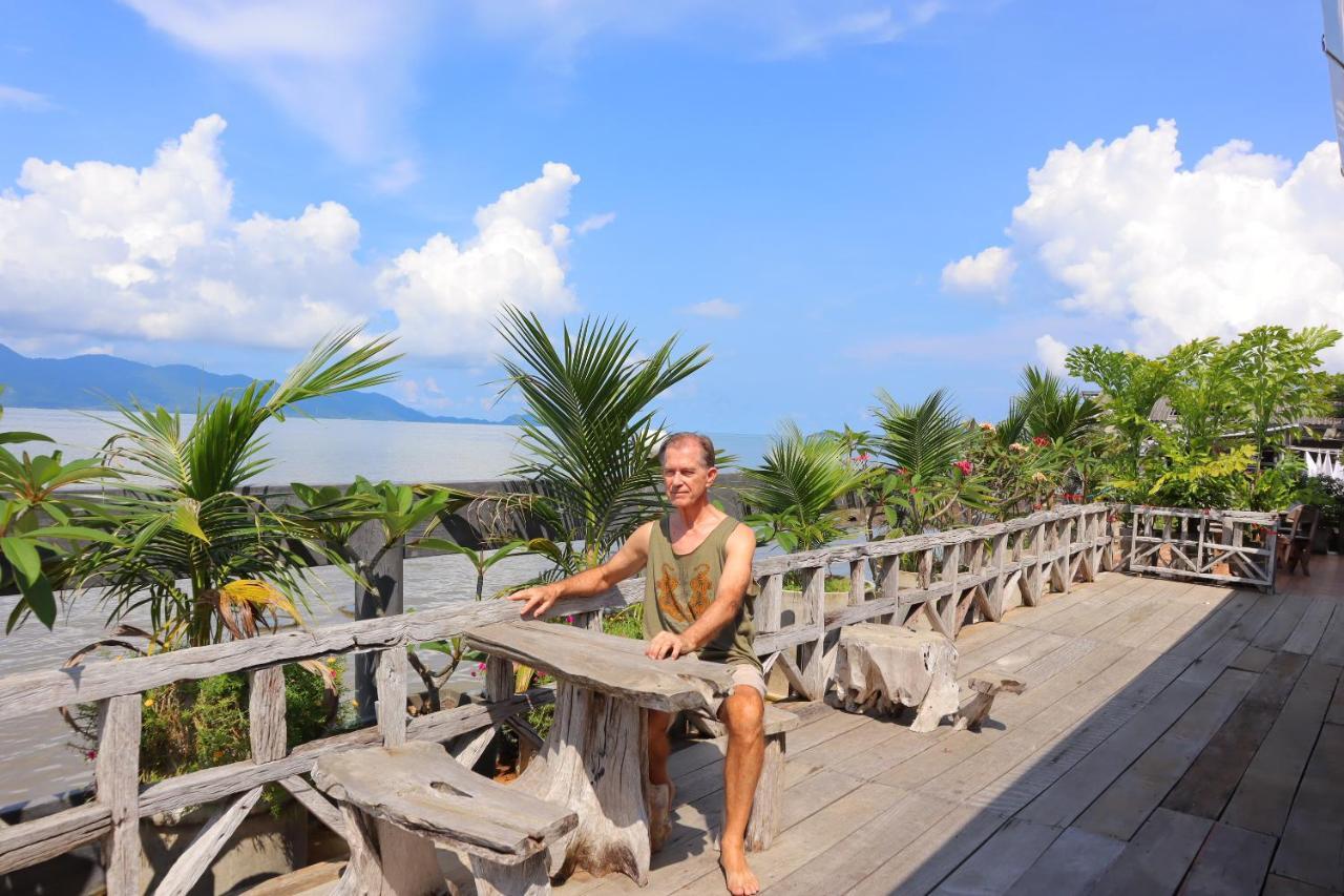 Ban Sulada Guest House Laem Ngop Zewnętrze zdjęcie