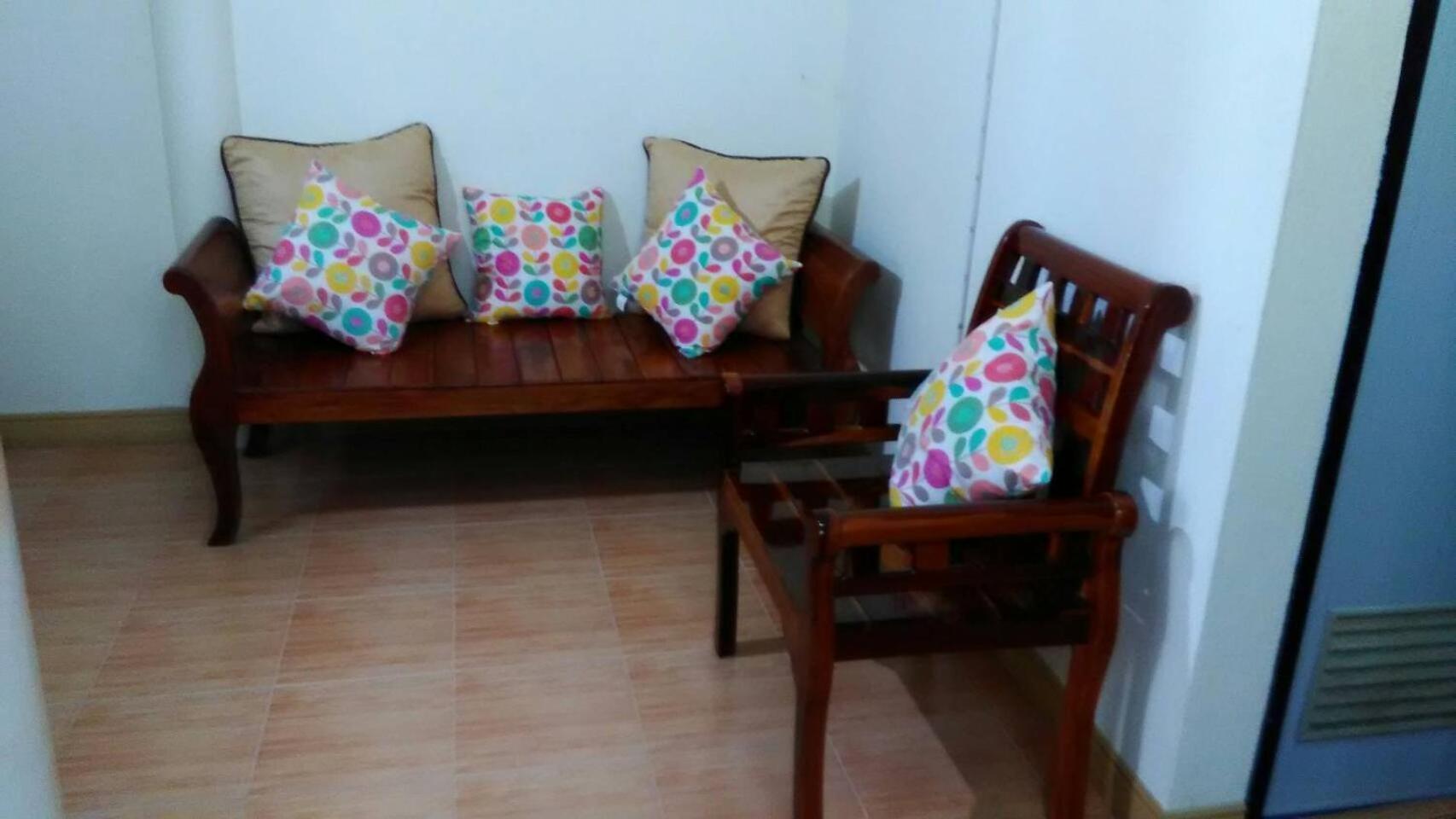 Ban Sulada Guest House Laem Ngop Zewnętrze zdjęcie