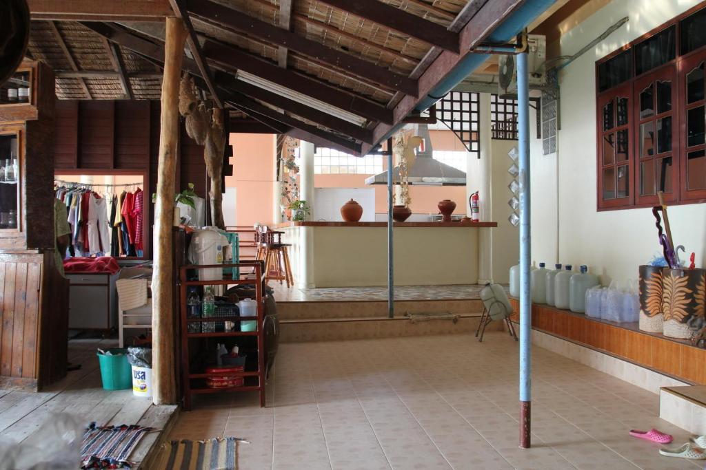 Ban Sulada Guest House Laem Ngop Zewnętrze zdjęcie